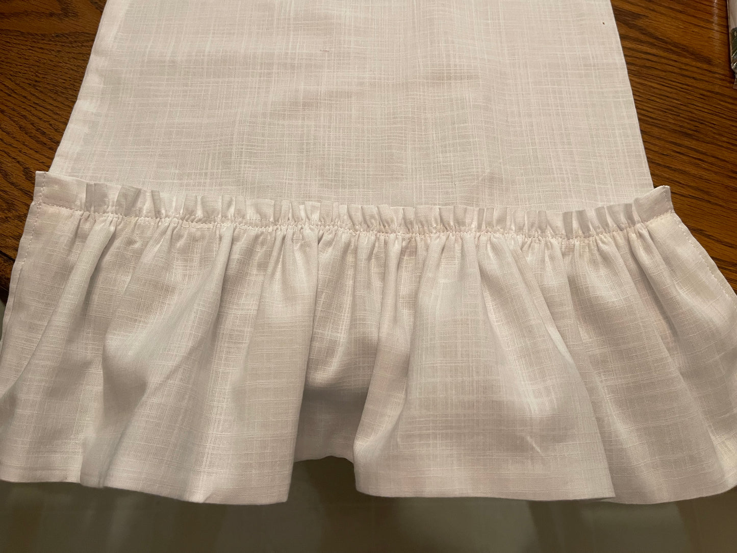 White Country French Table Runner with Ruffles Linen