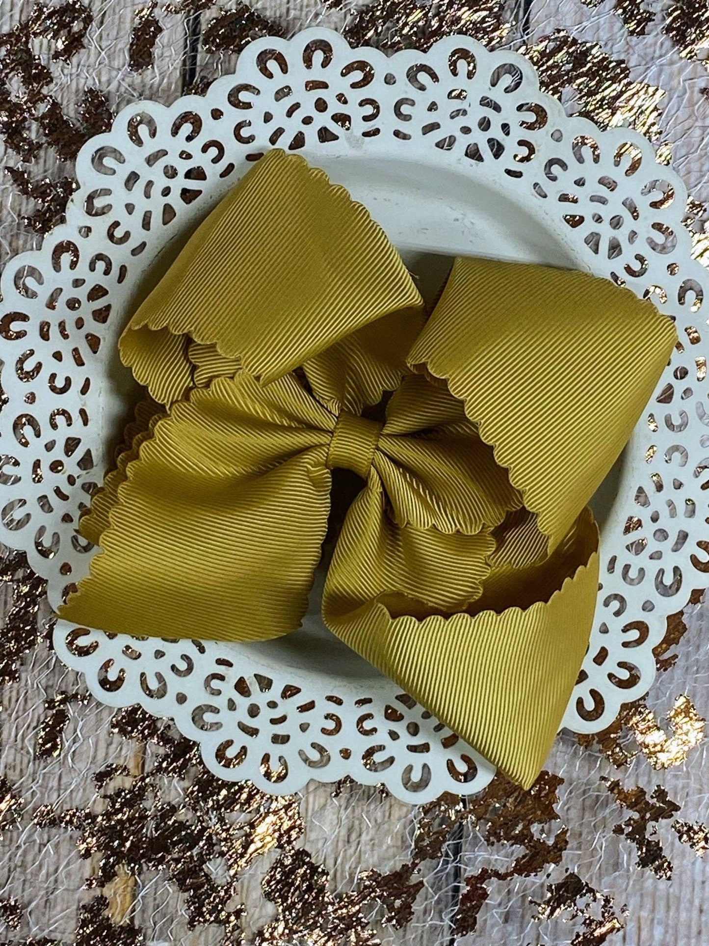 5.5" Oversize Scalloped Hair Bow | Clip or Headband